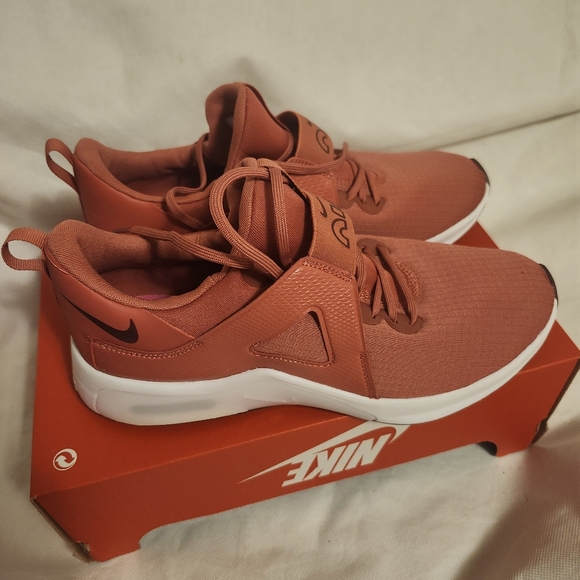 Nike Air Max Bella TR 5 Women's Workout Shoes Sz 10 - Picture 1 of 6